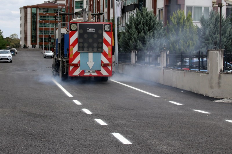 Yol çizgi çalışmaları devam ediyor