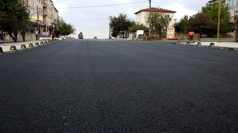 Utku ve Güler sokak asfaltlandı