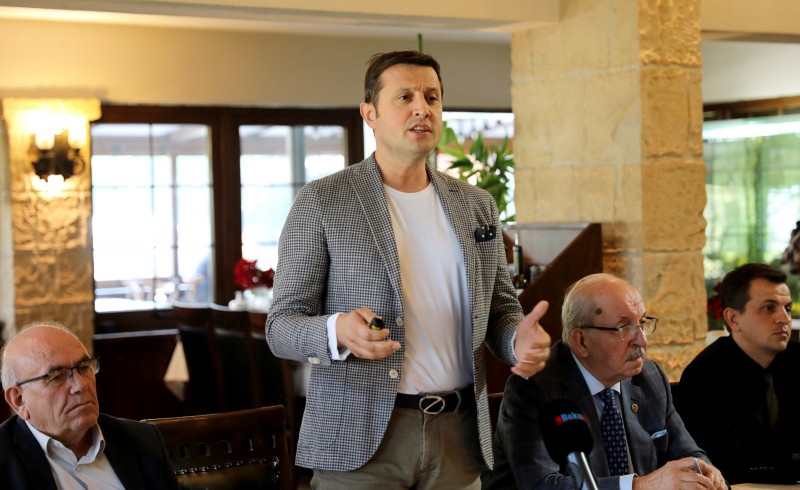 Akay’dan Ertem’e: Otopark hizmete girecek