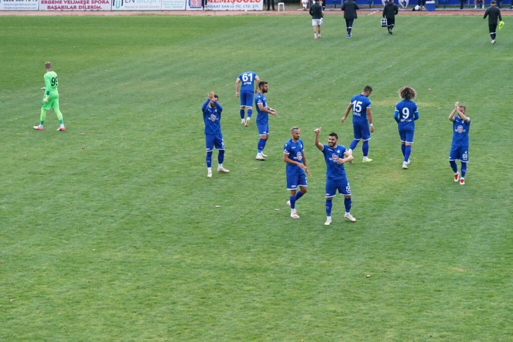 Ergene Velimeşespor ilk galibiyetini aldı