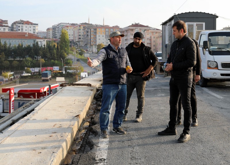 Yaya yolu genişletme çalışmalarını inceledi