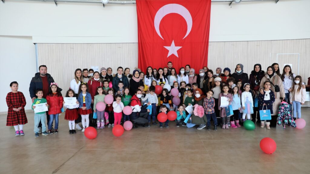 Çocuk Atölyesi ilk mezunlarını verdi