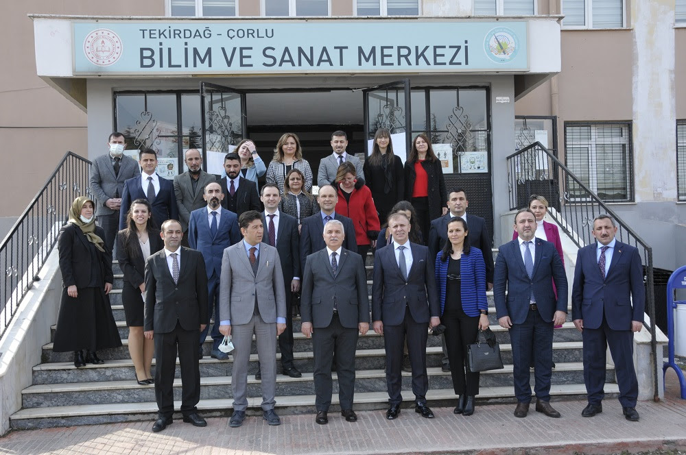 Yapımı tamamlanan atölyeler açıldı