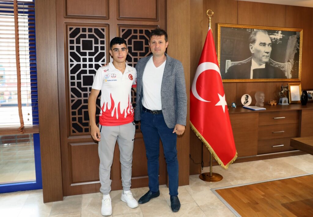 Başarılı güreşçiden madalya sözü