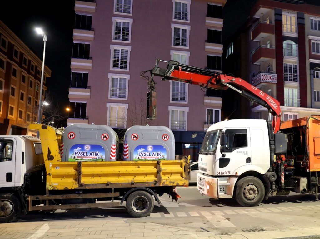 Çöp konteynerleri yenileniyor