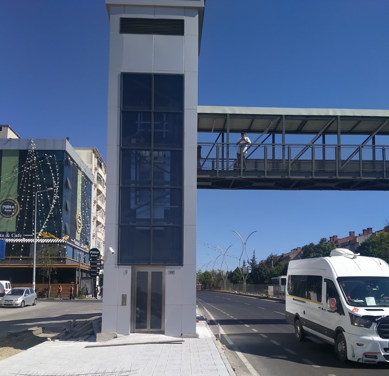 Vahit İnce Üst Geçidinde çalışmalar tamamlandı