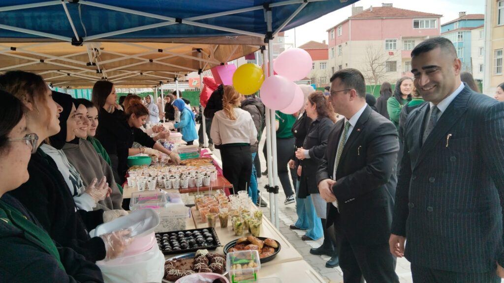 Kermesten elde edilen gelirle Ramazan kolisi hazırlayacaklar