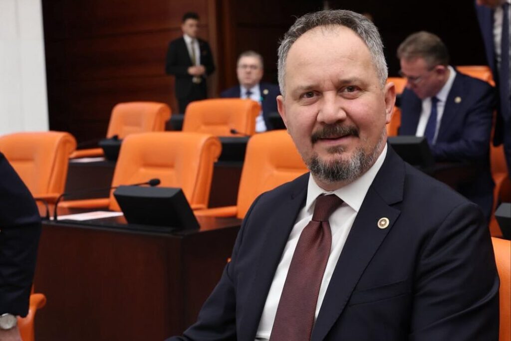 Mestan Özcan’dan “Cemre” paylaşımı”