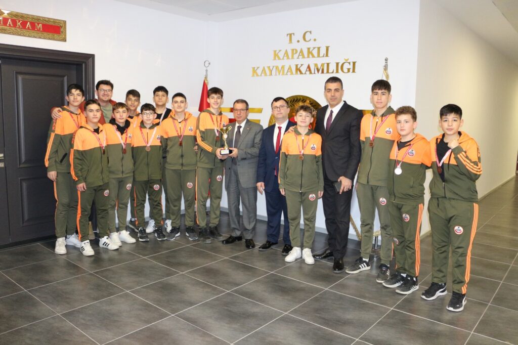 Kaymakam Gürdal’dan tebrik