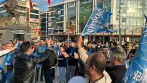 Çerkezköy’deki Erzurumlular şampiyonluğu kutladı