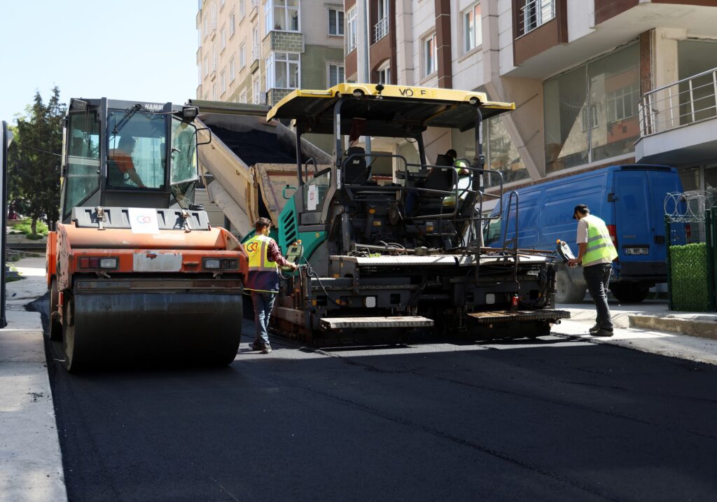 Çerkezköy’de asfalt sezonu açıldı